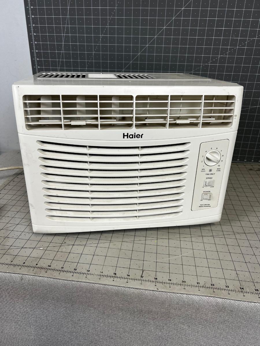 HAIER Window Air Conditioner