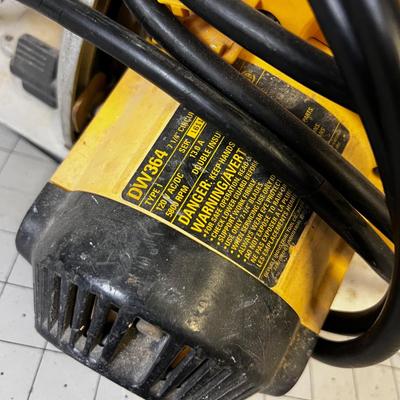 DeWalt Skill Saw 