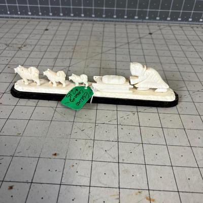 Eskimo Dog Sled Carving 