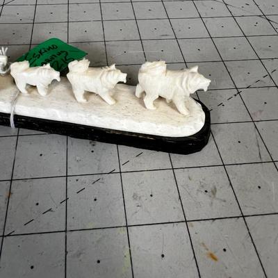 Eskimo Dog Sled Carving 