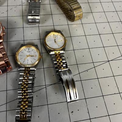 Lot of Men's Wrist Watches 