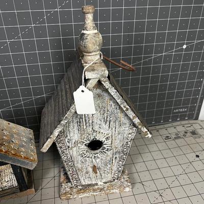 2 Bird Housed 