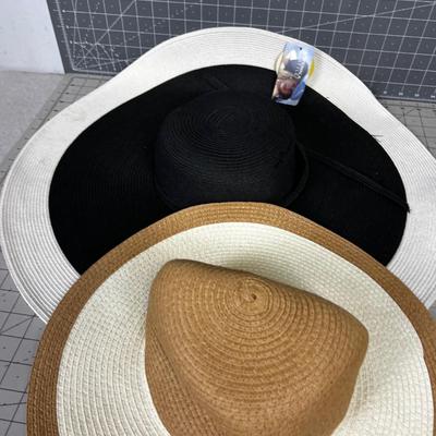 (4) Floppy SUN Hats 