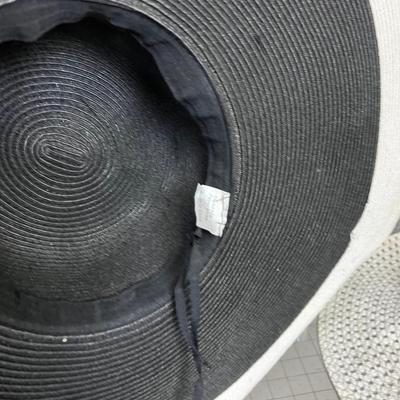 (4) Floppy SUN Hats 