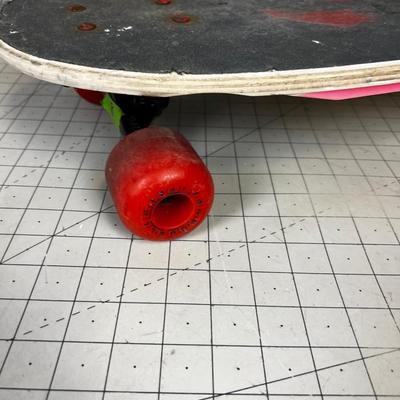 VALTERRA Melt Down Vintage Skateboard 