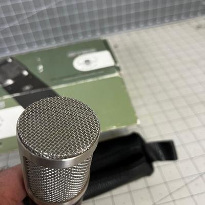 Sterling Audio ST55 Microphone 
