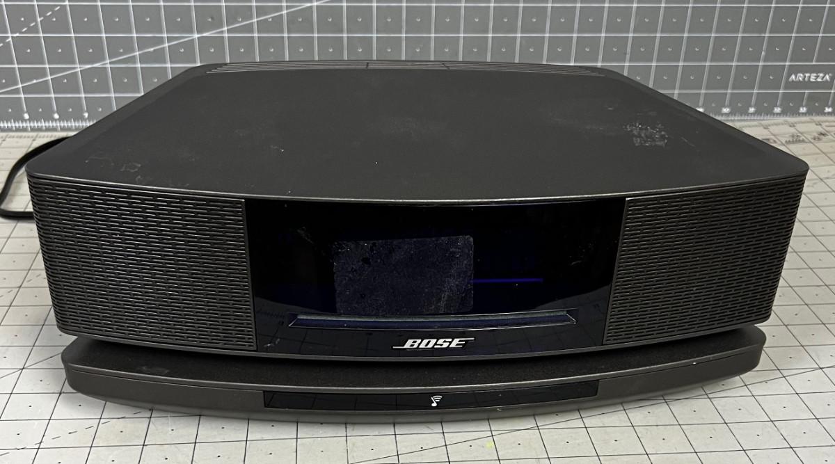 BOSE  Wave radio/CD 台座付き Amazon.com: Bose Wave Music System (Titanium Silver