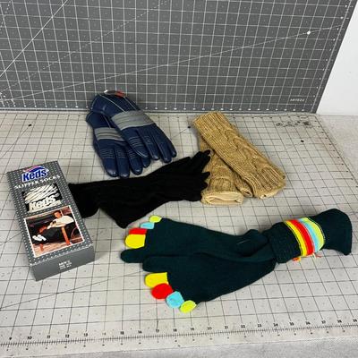 Vintage Gloves and Socks Plus Bonus TOE SOCKS