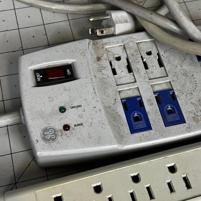 2 Plug Multipliers 