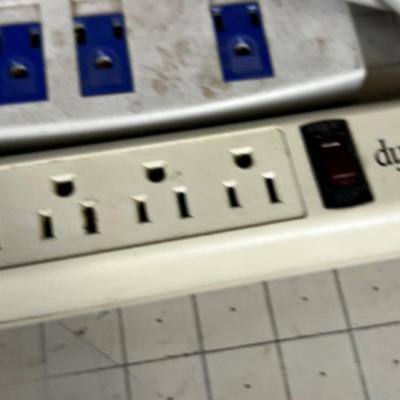 2 Plug Multipliers 