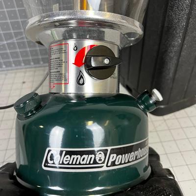 Coleman Number 290 Lantern, with Case