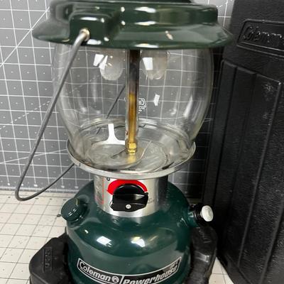 Coleman Number 290 Lantern, with Case