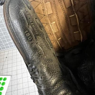 Spalding 12-1/2" Glove 