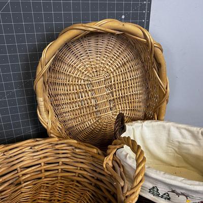 Lot of Big Baskets (4) 