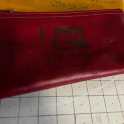 Vintage Zippered Bank Bags 3