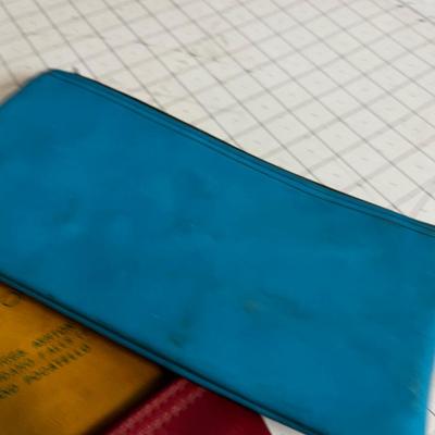Vintage Zippered Bank Bags 3