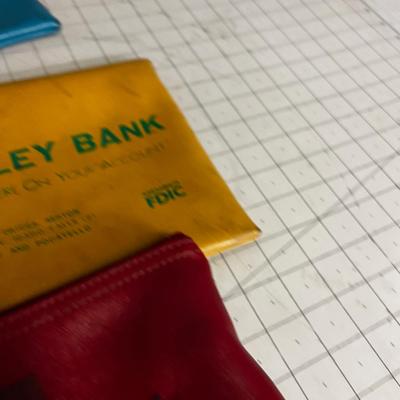 Vintage Zippered Bank Bags 3
