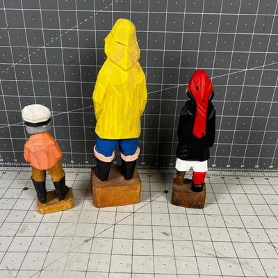 Carved Fisherman (3) 