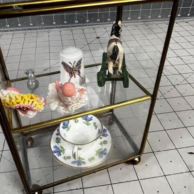 Miniature box with miniatures 
