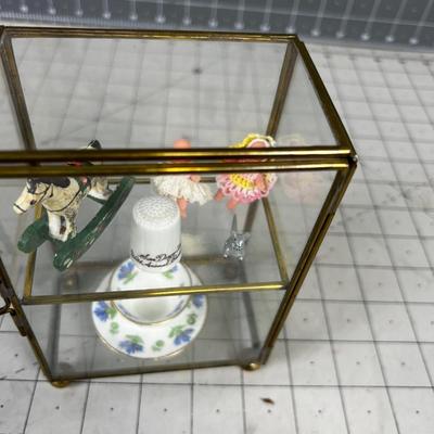 Miniature box with miniatures 