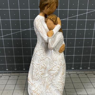 Willow Tree "Close to me" Mother Daughter or sisters HUG 