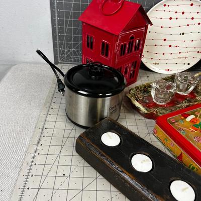 Large Ceramic Christmas LOT 