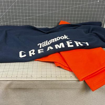 Tillamook Creamery MV FLEECE Throws. 
