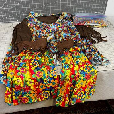 Hippie Outfit Top and Leggings plus Accessories 