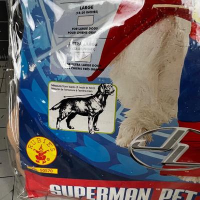 Size Extra Large Dog Costume of Super man (dog) 