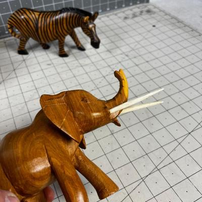 Jungle Animals: Cheeta, Zebra and Elephant