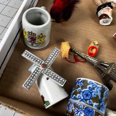 Tray Miniatures and Collectibles