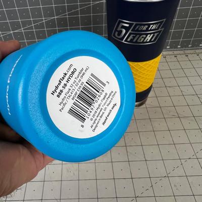 2 Travel Mugs Like new Condition. 