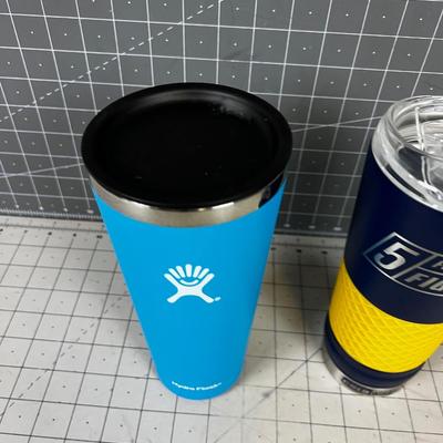2 Travel Mugs Like new Condition. 