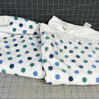 Pock-A-Dot Towel Pair