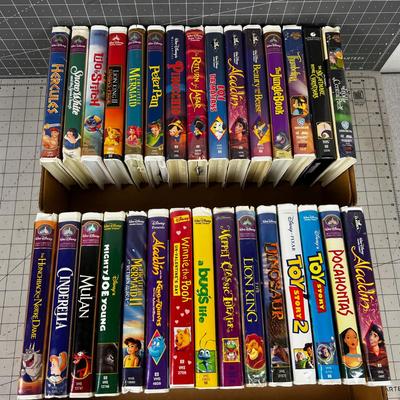 ALL THE DISNEY Clam Shell VHS Movies (30) WOW!!! 