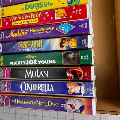 ALL THE DISNEY Clam Shell VHS Movies (30) WOW!!! 