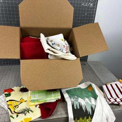 Extra Large Load of Dish Towels, Placemats and Table Clothes