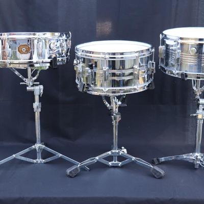 Lot of 3 Snare Drums incl Gretsch Brooklyn Snare Drum and Pearl Export Series Snare Drum