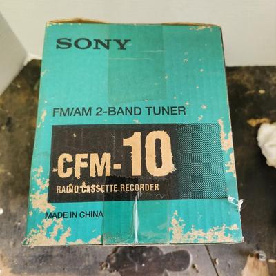 Sony CFM-10 FM/AM Radio Cassette Recorder NOS sealed box