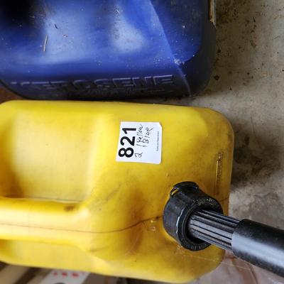 2 Fuel Containers Diesel  Kerosene