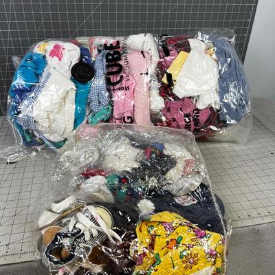 Large Bag of Toddler Clothes and Shoes. 