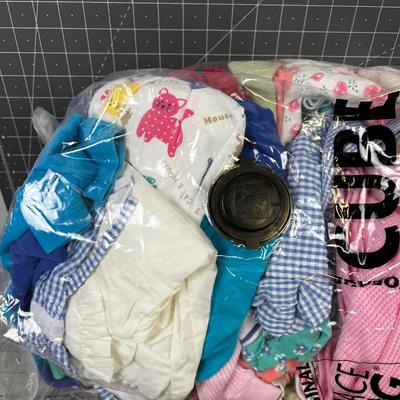 Large Bag of Toddler Clothes and Shoes. 