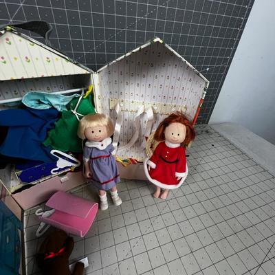 Madeline Doll House, Madeline and Friend