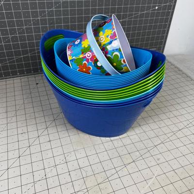 Plastic Tubs Small and Medium 