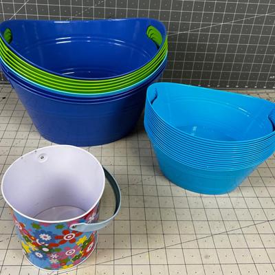 Plastic Tubs Small and Medium 