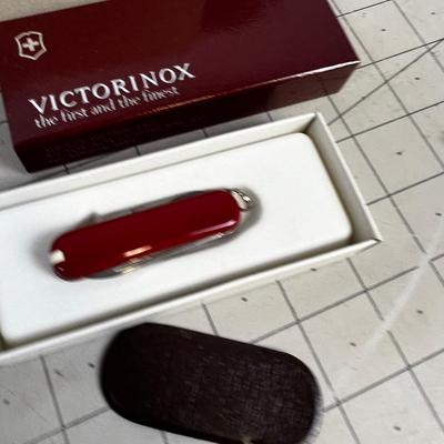 Victorinox Pocket Knives(16) Job Service Branded