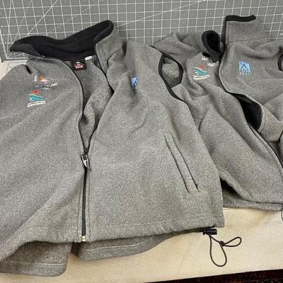 2 Special OLYMPICS 2002Fleece Vest 