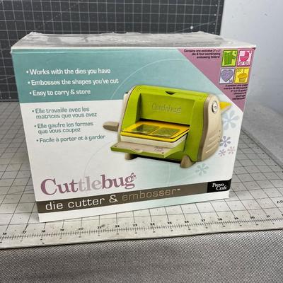 CuttleBUG Cutter for Card making