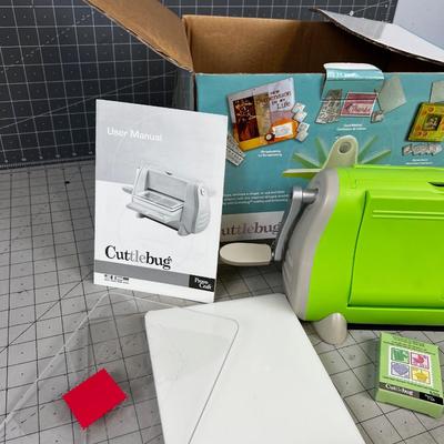 CuttleBUG Cutter for Card making