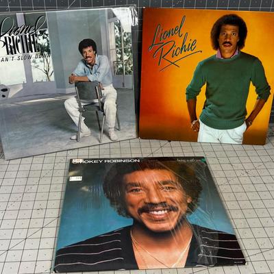 2 Lionel Richie & Smokey Robinson 